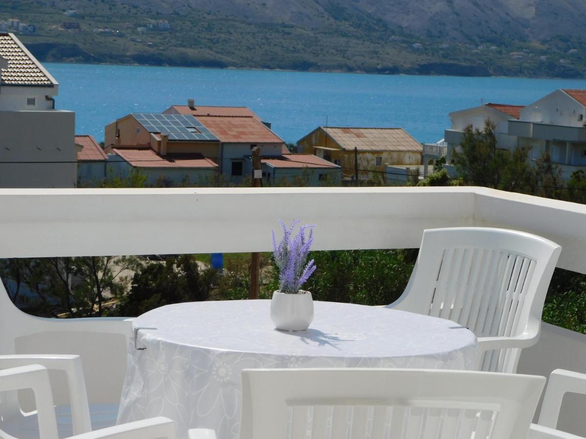Apartmani Salus Pag Town Bagian luar foto