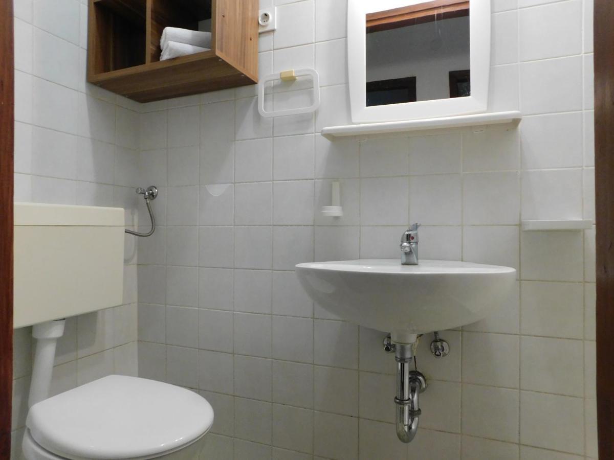 Apartmani Salus Pag Town Bagian luar foto