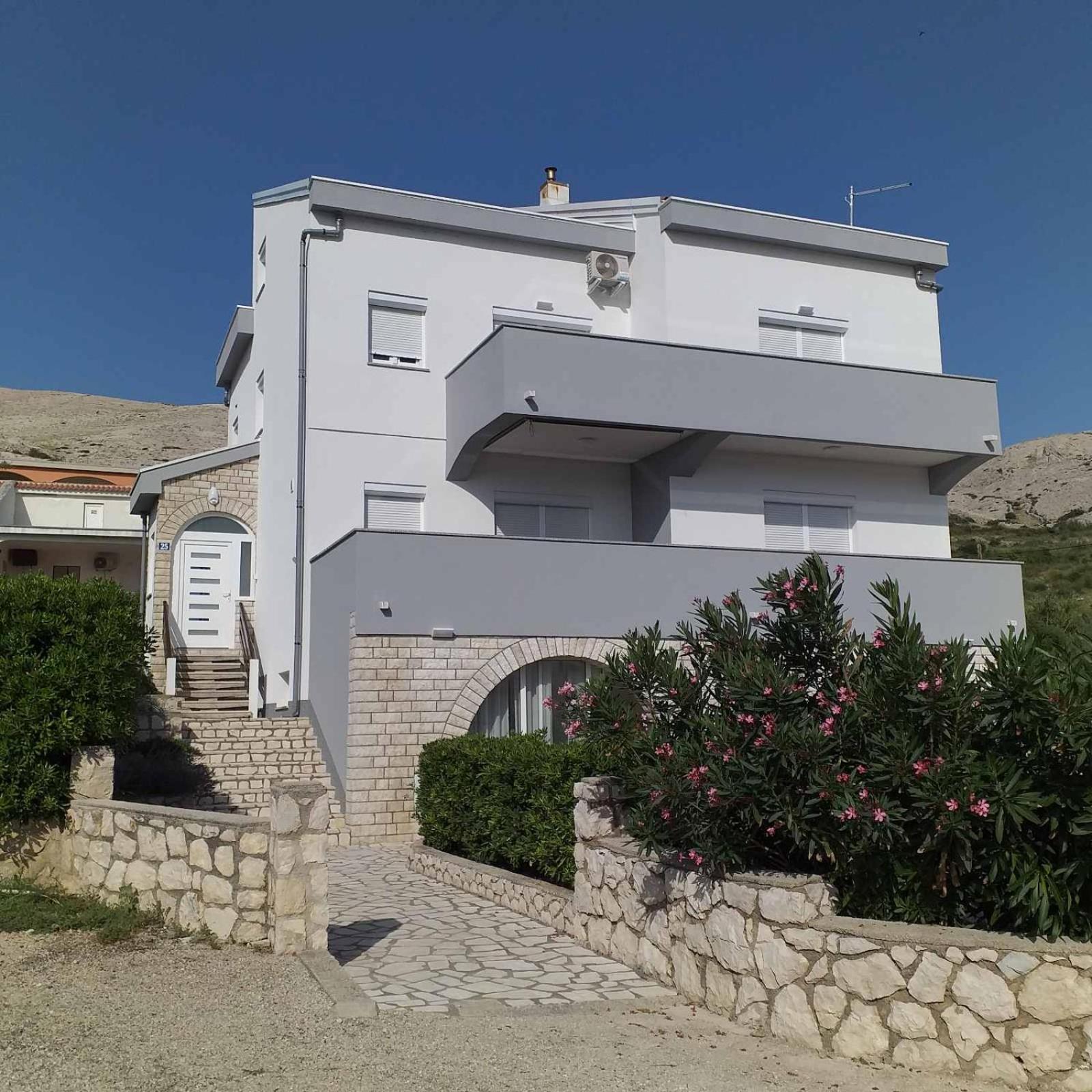 Apartmani Salus Pag Town Bagian luar foto